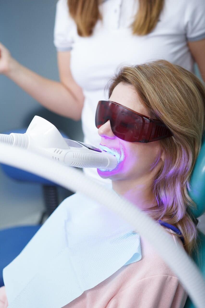 طب الأسنان التجميلي مراكز الدكتور محمد عمارة لطب الأسنان Cosmetic dentistry Omara Dental Centers
