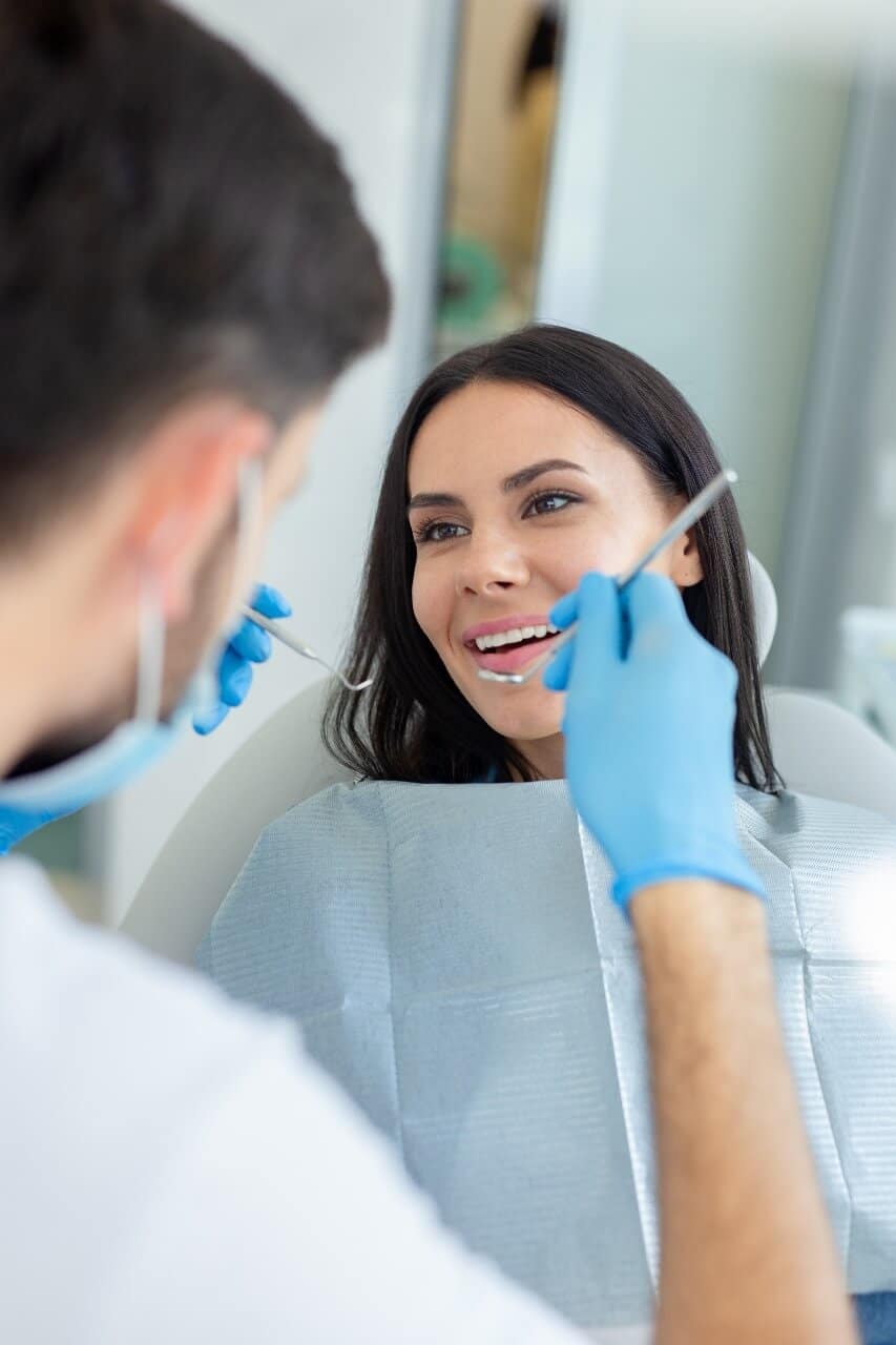 علاج جذور الأسنان مركز الدكتور محمد عمارة لطب الاسنان root canal treatment Omara dental center