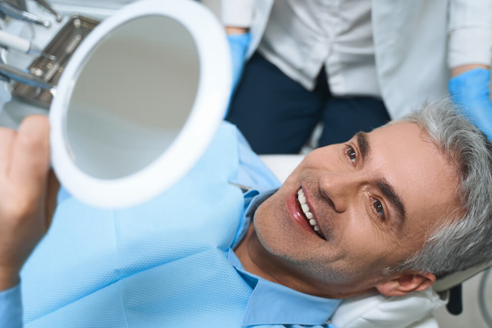 Dental Implants , Impianti dentali in Egitto , زراعة الأسنان ,تجميل اليوم الواحد, تجميل الأسنان الفوري , مراكز الدكتور محمد عمارة لطب الاسنان