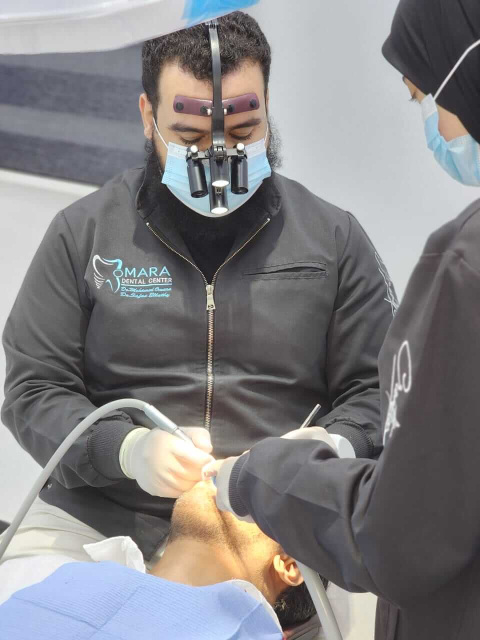 دكتور محمد ايمن مراكز الدكتور محمد عماره لطب الاسنان 2 -